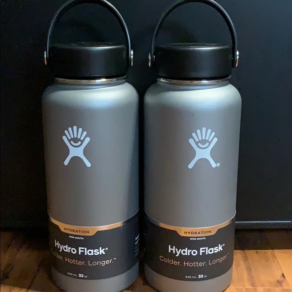 2 Silver hydro flask